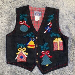 Erika Casuals Clothing size large ladies vintage Christmas vest